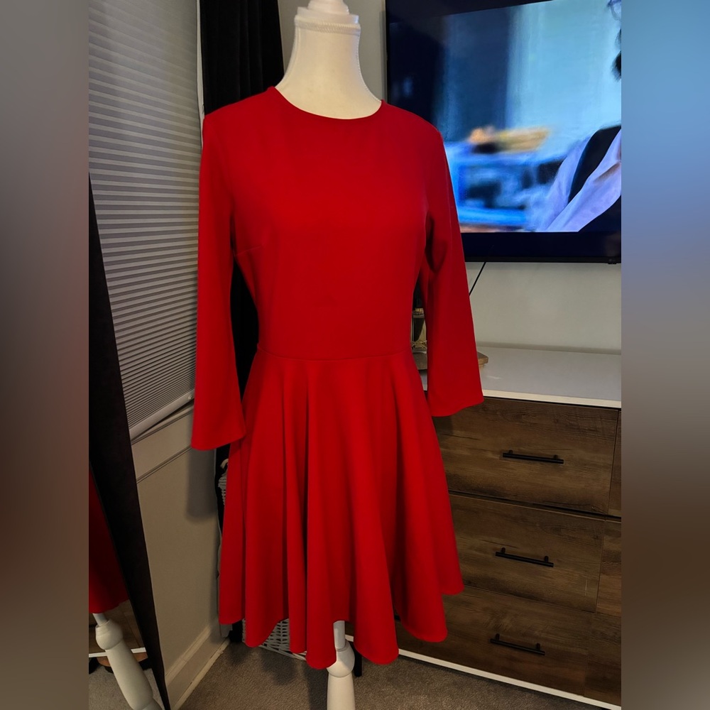 Express Scarlet Long Sleeve Dress - Picture 2 of 8